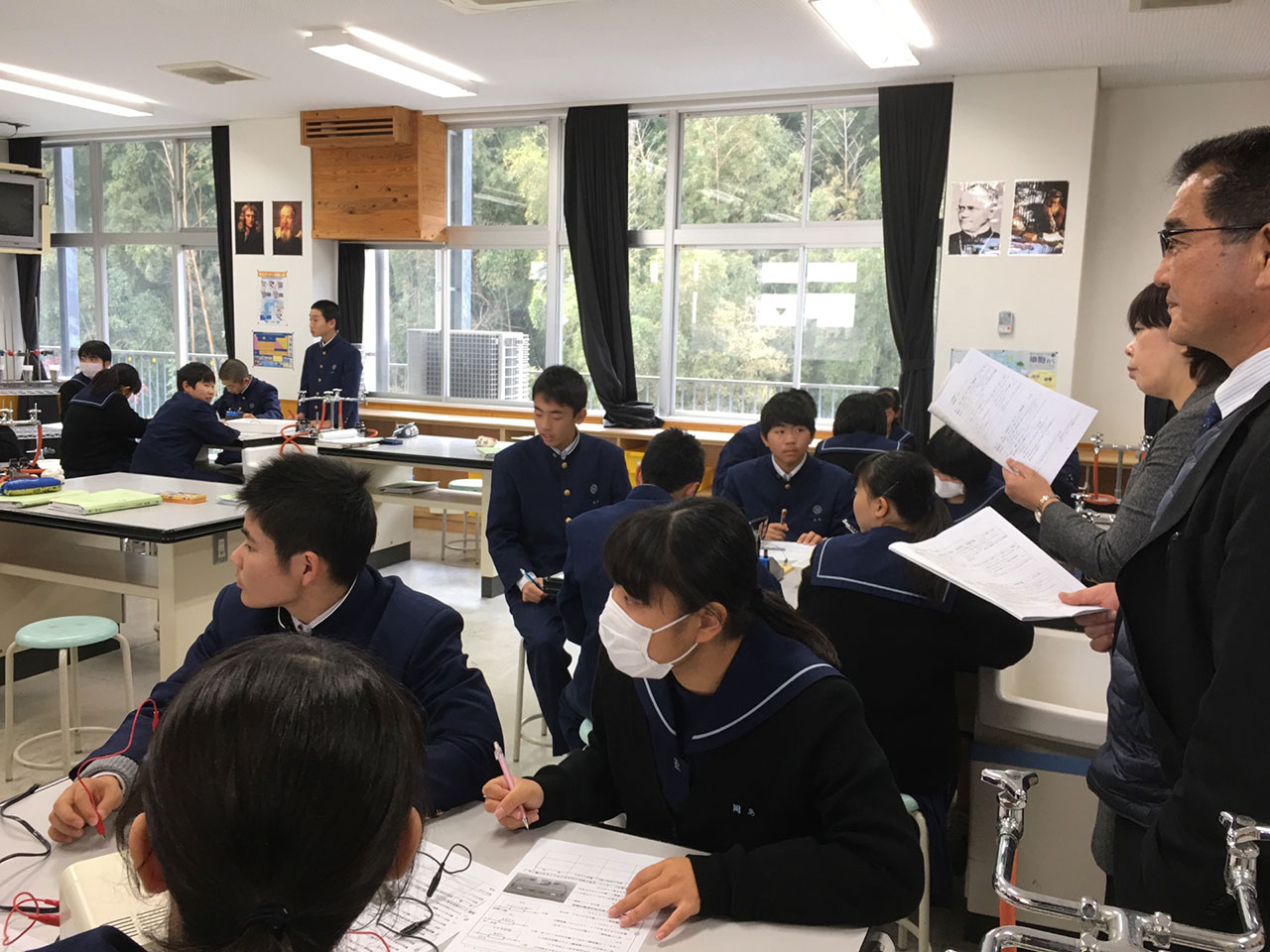 那珂川北中学校 松浦市の校長会の先生方の授業見学