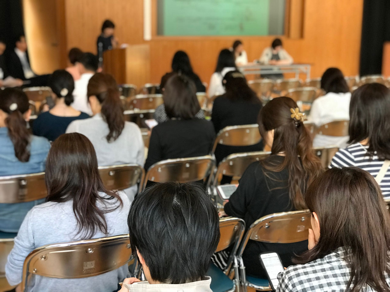 那珂川北中学校 タブレットPTA総会の様子