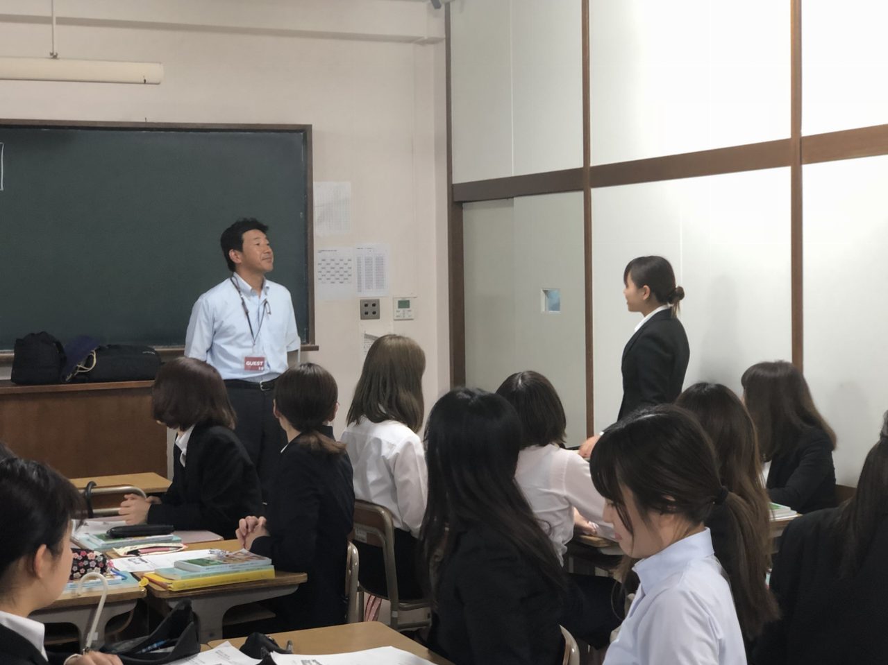 那珂川北中学校 小林先生、大学で授業