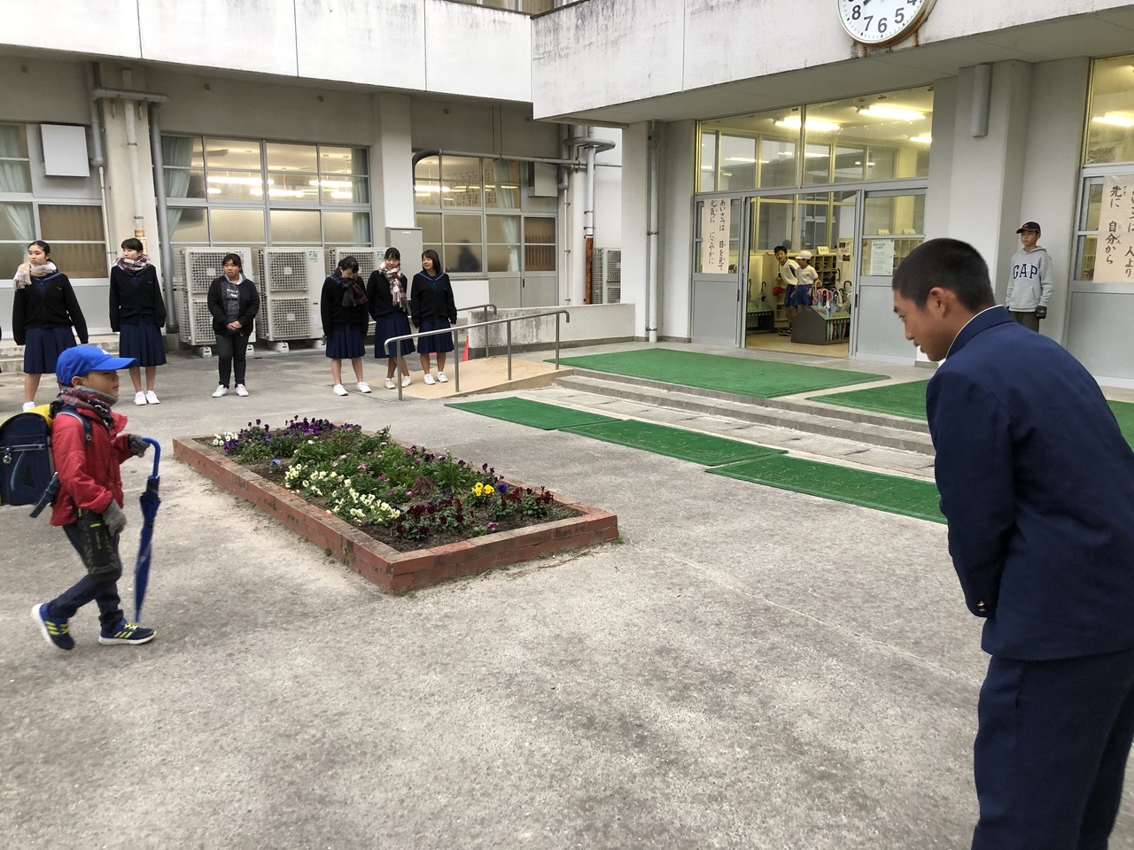 那珂川北中学校 あいさつ運動
