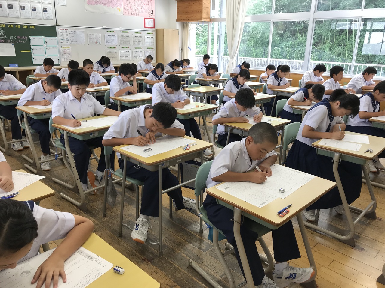 那珂川北中学校 夏課題テストの様子