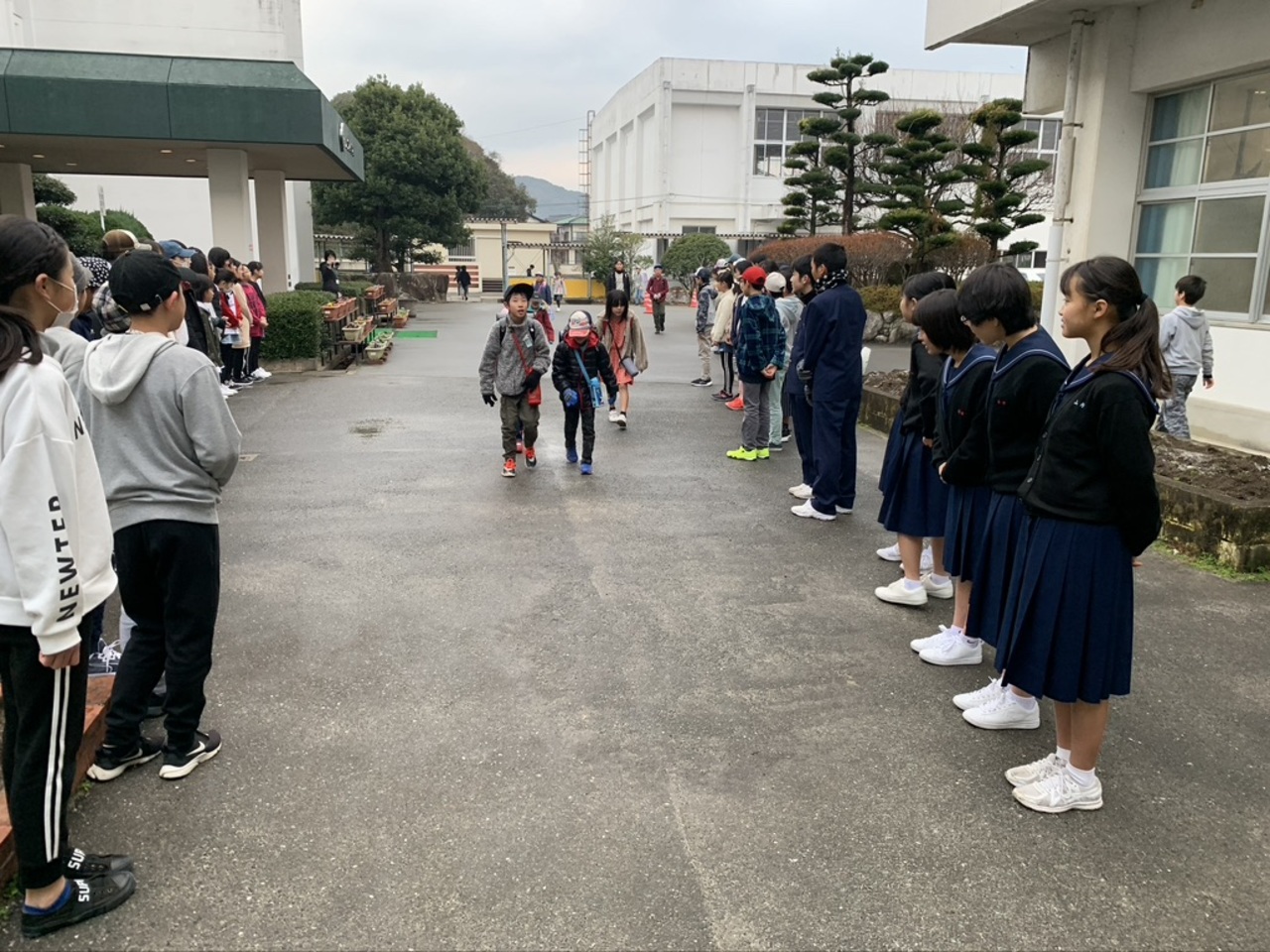 那珂川北中学校 あいさつ運動