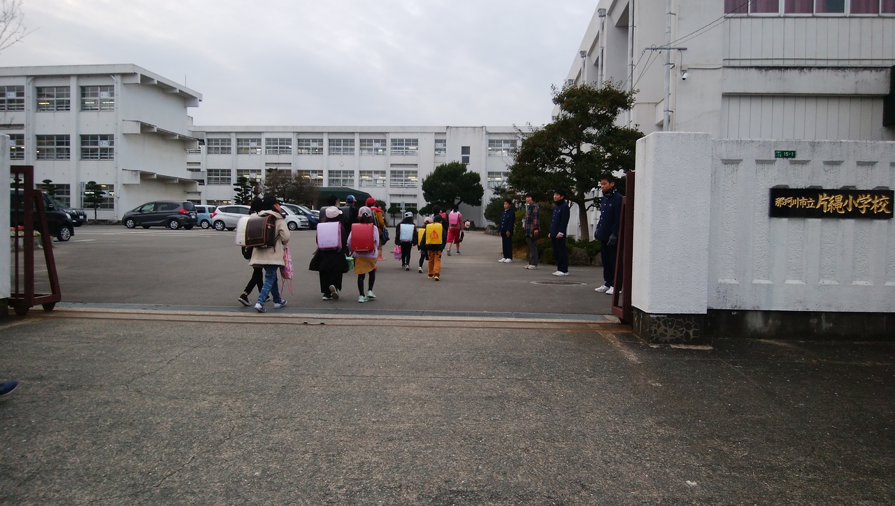 那珂川北中学校 あいさつ運動