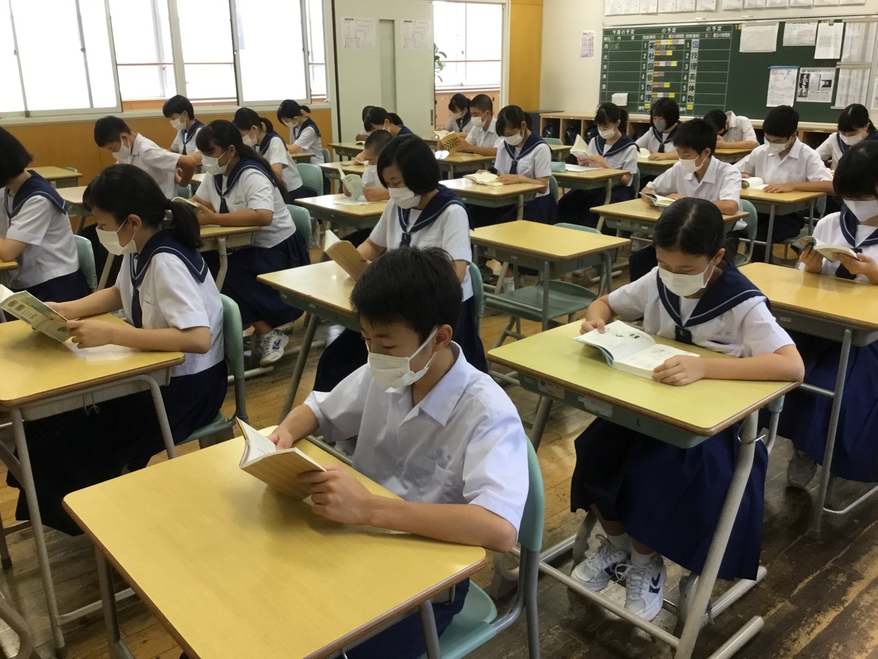 那珂川北中学校 朝読書と英語の多読