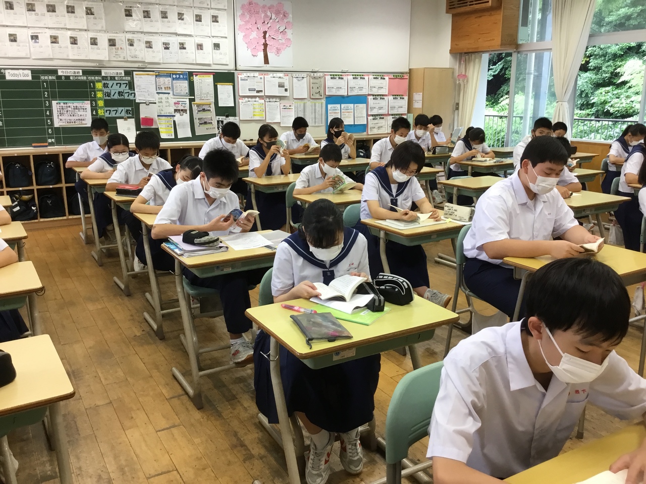 那珂川北中学校 朝読書と英語の多読